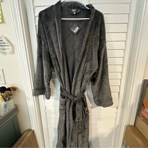 BNEW Ulta Robe